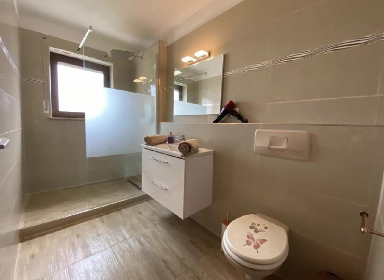 Lorbeer Apartment อูลดิงเงน มึลโฮเฟิน ภายนอก รูปภาพ